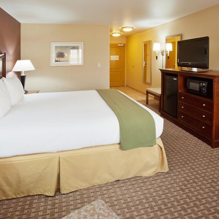 Holiday Inn Express Hotel & Suites Willows By Ihg Szoba fotó
