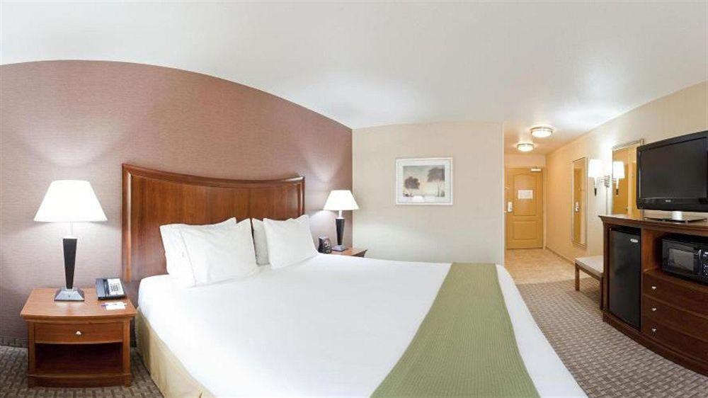 Holiday Inn Express Hotel & Suites Willows By Ihg Kültér fotó