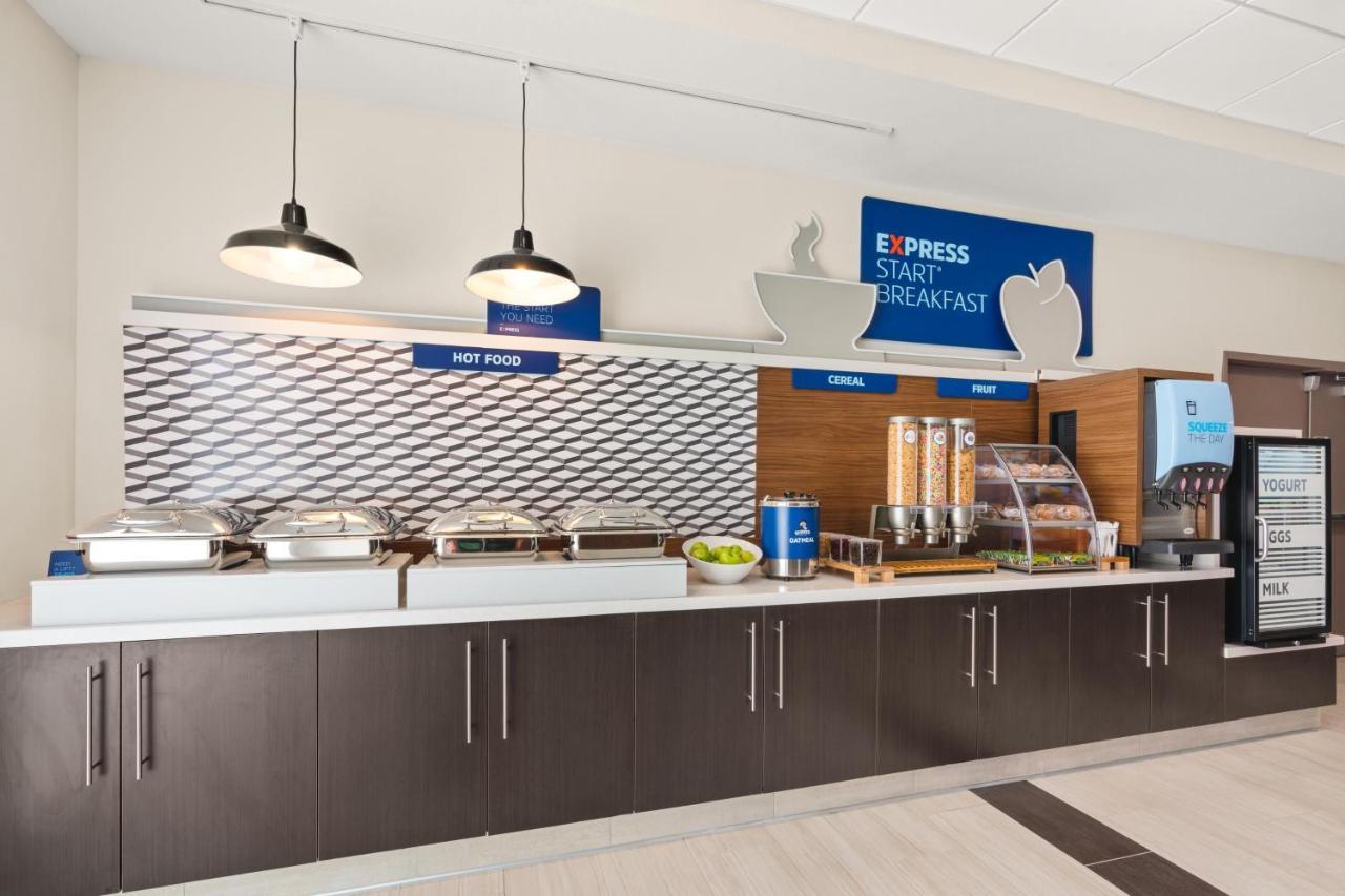 Holiday Inn Express Hotel & Suites Willows By Ihg Kültér fotó