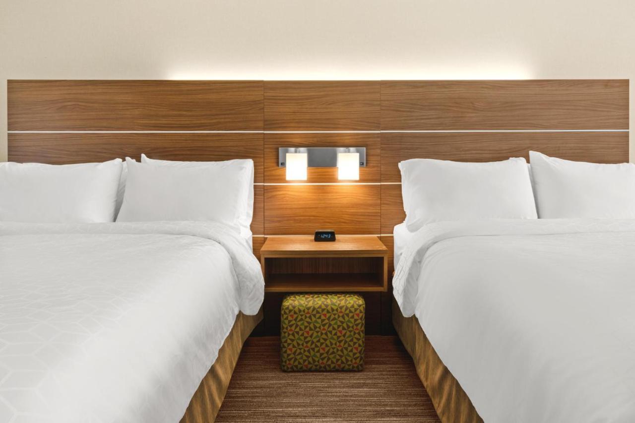 Holiday Inn Express Hotel & Suites Willows By Ihg Kültér fotó