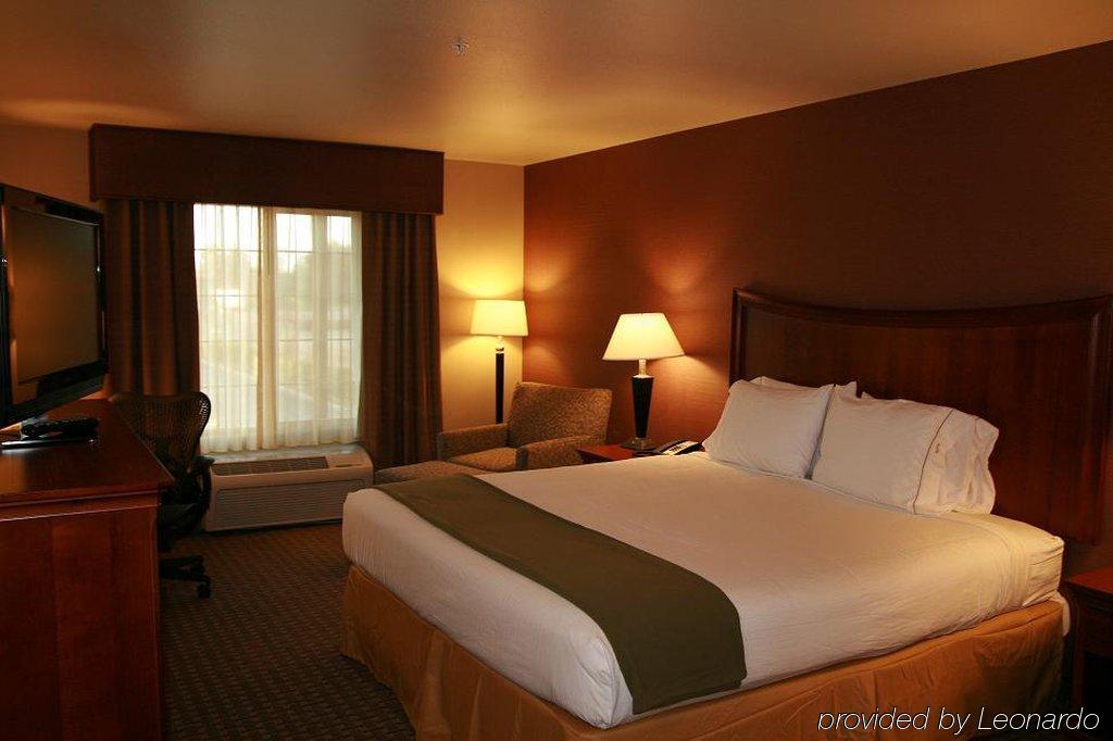 Holiday Inn Express Hotel & Suites Willows, An Ihg Hotel Szoba fotó